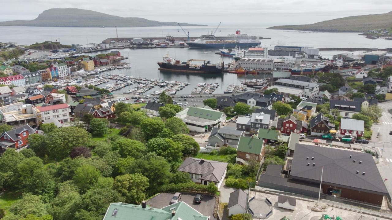 5 Bedroom Penthouse Apartment / Downtown / Marina Tórshavn Eksteriør billede